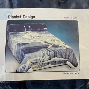 Mink Blanket - queen size - new in package - Unicorn blue/white design